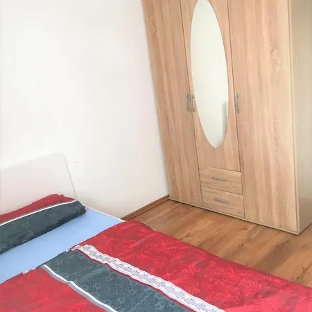 아파트 In Der Eifel In Nideggen-schmidt Schmidt